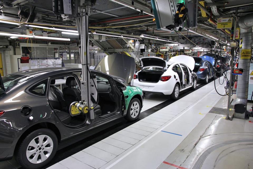 Fertigungsroboter in der Autoproduktion